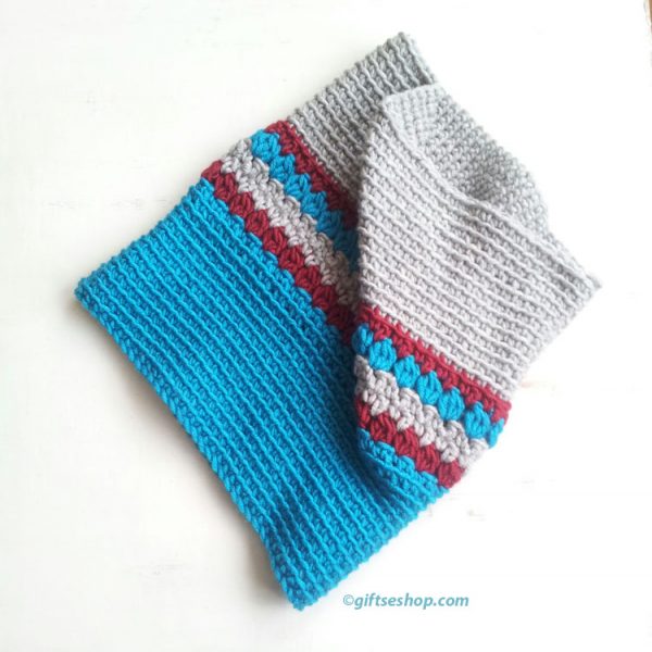 crochet cowl pattern blue red