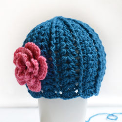 crochet pattern girl hat beanie