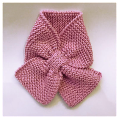 hand knit neck warmer keyhole bow scarf