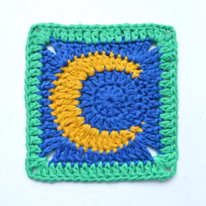 crochet moon granny square